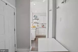 2327 W Lanvale St, Baltimore, MD 21216 - Photo 16