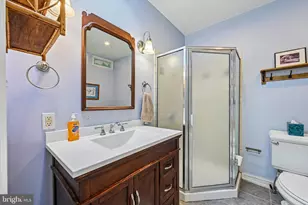 125 N Kenwood Ave, Baltimore, MD 21224 - Photo 30