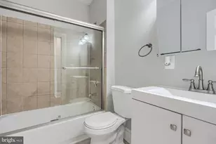 1310 W Lexington St, Baltimore, MD 21223 - Photo 20