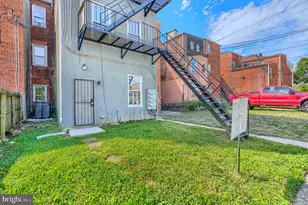 1310 W Lexington St, Baltimore, MD 21223 - Photo 24