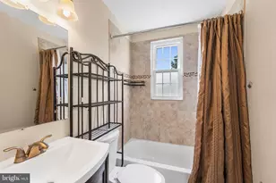2546 W Lanvale St, Baltimore, MD 21216 - Photo 14