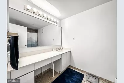 250 President Street #702, Baltimore, MD 21202 - Photo 30
