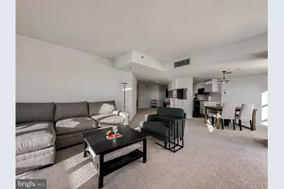 250 President Street #702, Baltimore, MD 21202 - Photo 10