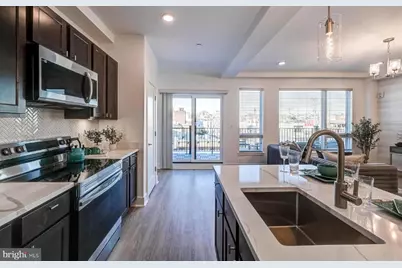 601 S Broadway #208, Baltimore, MD 21231 - Photo 2