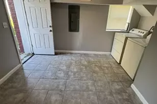 2101 Chelsea Terrace, Baltimore, MD 21216 - Photo 22