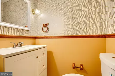 327 S Fremont Avenue, Baltimore, MD 21230 - Photo 6