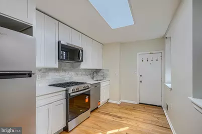327 S Fremont Avenue, Baltimore, MD 21230 - Photo 10