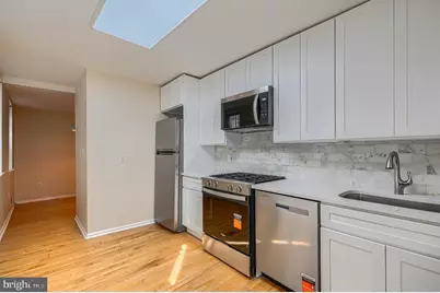 327 S Fremont Avenue, Baltimore, MD 21230 - Photo 14