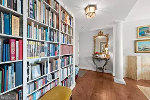 10 E Lee St, Baltimore, MD 21202 - Photo 8