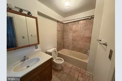 885 W Lombard Street, Baltimore, MD 21201 - Photo 20
