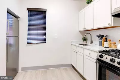 19 W Mulberry Street #6B, Baltimore, MD 21201 - Photo 2