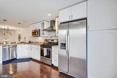 228 S Washington Street, Baltimore, MD 21231 - Photo 14