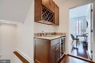 228 S Washington St, Baltimore, MD 21231 - Photo 26