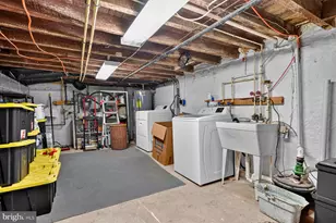 32 S Castle St, Baltimore, MD 21231 - Photo 28