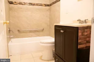 2406 Lauretta Ave, Baltimore, MD 21223 - Photo 10