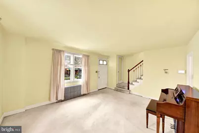 824 Wicklow Road, Baltimore, MD 21229 - Photo 4