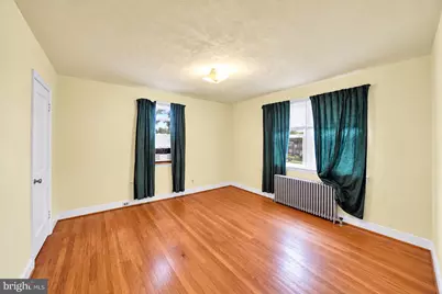 824 Wicklow Road, Baltimore, MD 21229 - Photo 12