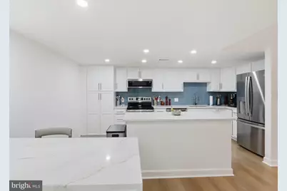 1040 Deer Ridge Drive #300, Baltimore, MD 21210 - Photo 16