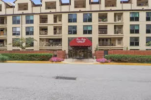 1040 Deer Ridge Dr, Baltimore, MD 21210 - Photo 2