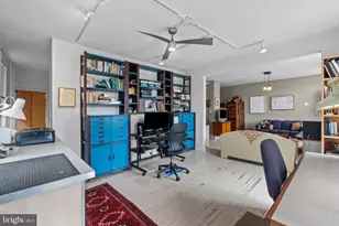 1028 W 38th St, Baltimore, MD 21211 - Photo 14