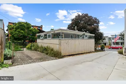 1028 W 38th Street, Baltimore, MD 21211 - Photo 38