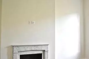 18 E Mt Vernon Pl, Baltimore, MD 21202 - Photo 22