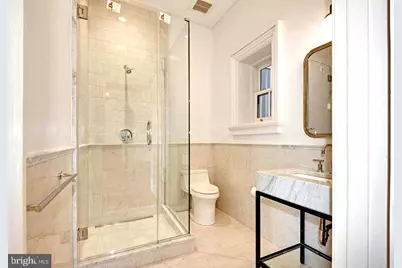 18 E Mount Vernon Place #3, Baltimore, MD 21202 - Photo 12