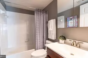 906 Oldham St, Baltimore, MD 21224 - Photo 10