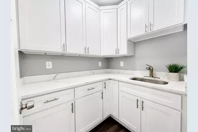5728 Clover Road, Baltimore, MD 21215 - Photo 12