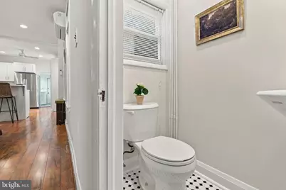 810 S Glover Street S, Baltimore, MD 21224 - Photo 10