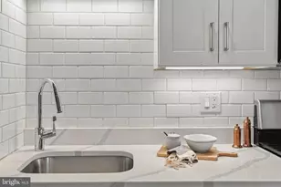 810 S Glover Street S, Baltimore, MD 21224 - Photo 18