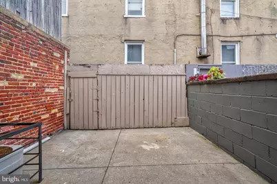 233 S Highland Avenue, Baltimore, MD 21224 - Photo 14