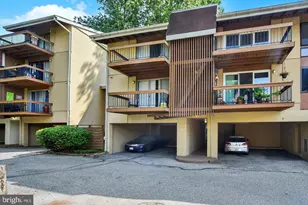 7 Cross Keys Rd, Baltimore, MD 21210 - Photo 2