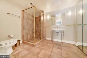 7 Cross Keys Rd, Baltimore, MD 21210 - Photo 16