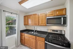 3706 Lyndale Ave, Baltimore, MD 21213 - Photo 10