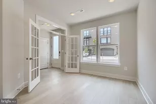 2705 Ferry Bar Dr, Baltimore, MD 21230 - Photo 30
