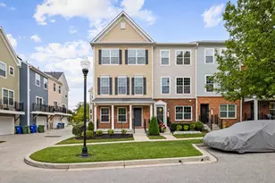 4521 Scarlet Oak Ln, Baltimore, MD 21229 - Photo 2