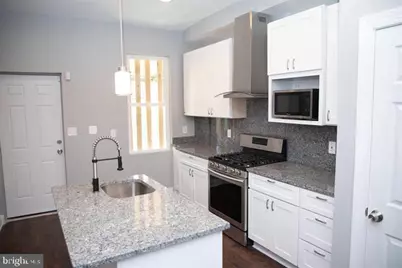 437 Lorraine Avenue E, Baltimore, MD 21218 - Photo 6