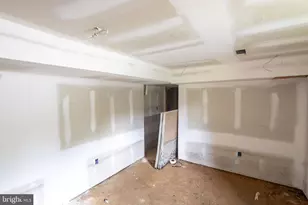 614 Glenwood Ave, Baltimore, MD 21212 - Photo 6