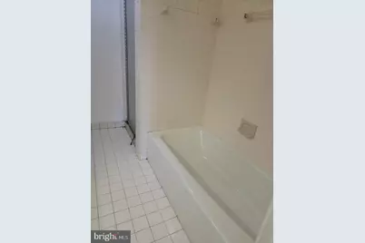 6606 Park Heights Avenue #805, Baltimore, MD 21215 - Photo 32