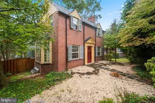 1213 Roundhill Rd, Baltimore, MD 21218 - Photo 1