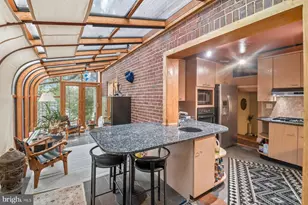 1213 Roundhill Rd, Baltimore, MD 21218 - Photo 2