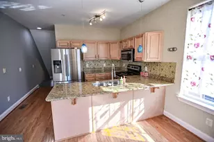 2119 E Fairmount Ave, Baltimore, MD 21231 - Photo 18