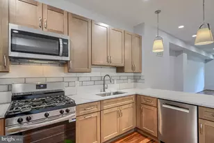 4329 Falls Rd, Baltimore, MD 21211 - Photo 10