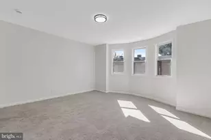 320 E Lorraine Ave, Baltimore, MD 21218 - Photo 20