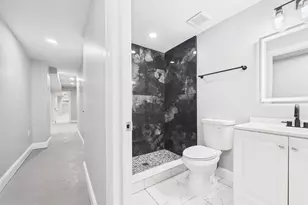 1721 Ruxton Ave, Baltimore, MD 21216 - Photo 50