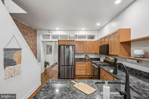 131 N Lakewood Ave, Baltimore, MD 21224 - Photo 12