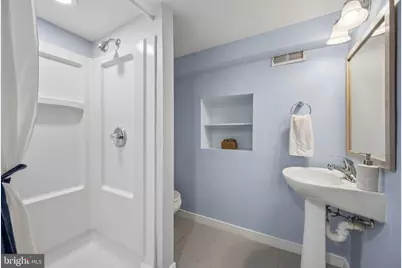 131 N Lakewood Avenue, Baltimore, MD 21224 - Photo 38
