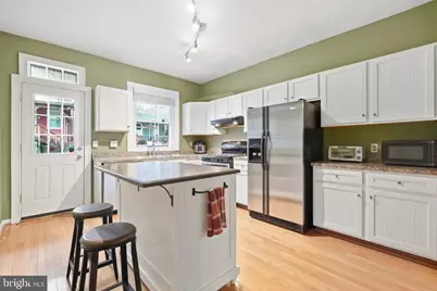719 S Linwood Avenue, Baltimore, MD 21224 - Photo 10