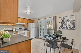 1115 Argyle Ave, Baltimore, MD 21201 - Photo 10
